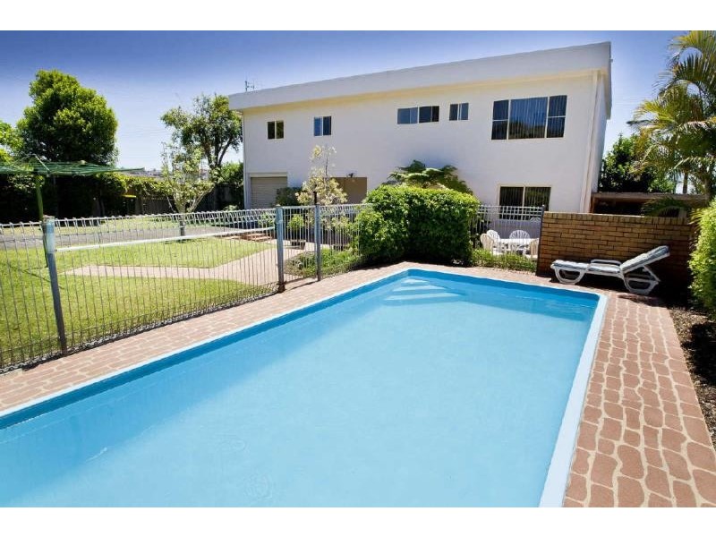 2  Stephen St, Forster NSW 2428