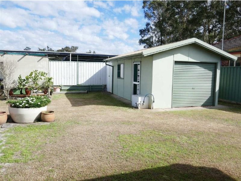 125  The Lakes Way, Forster NSW 2428