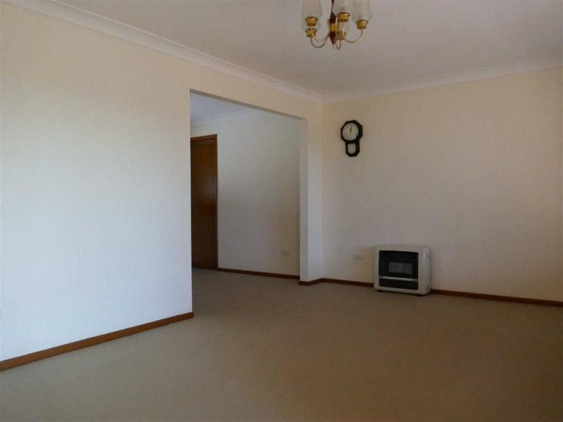 125  The Lakes Way, Forster NSW 2428