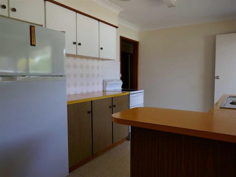 125  The Lakes Way, Forster NSW 2428