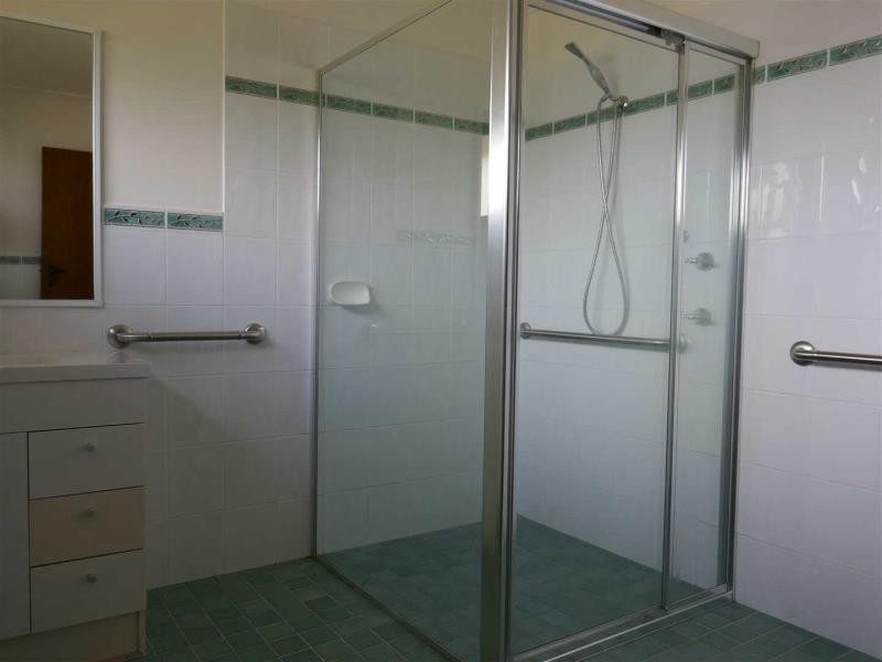 125  The Lakes Way, Forster NSW 2428