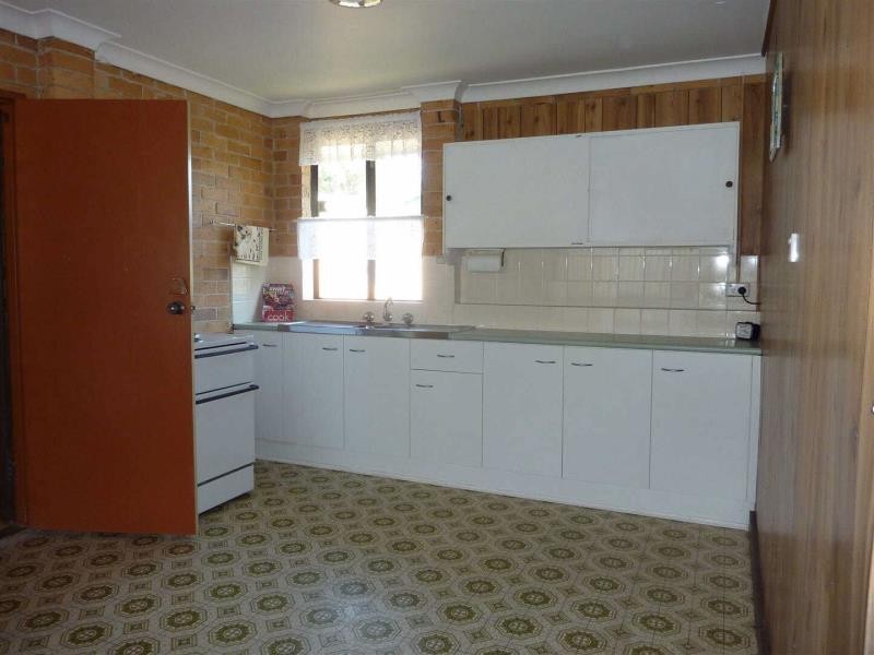 67  Manning St, Tuncurry NSW 2428