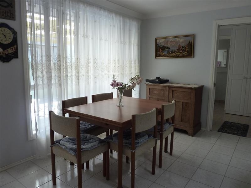 2/93  Goldens Rd, Forster NSW 2428