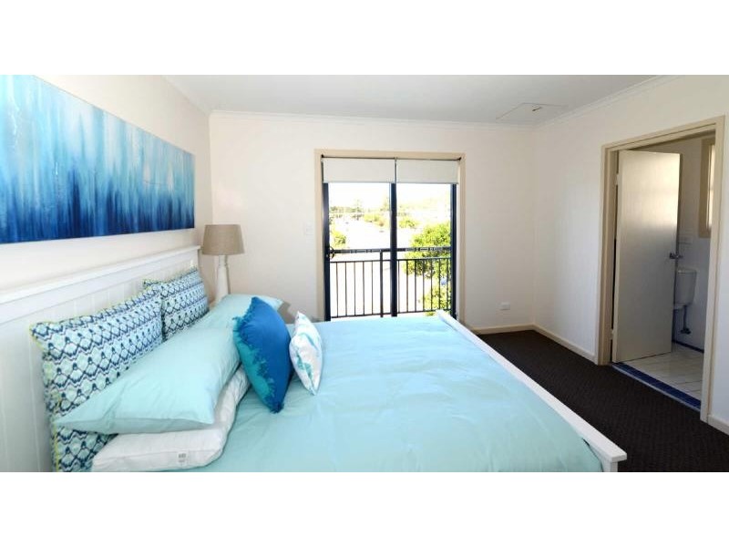 11/60 60 Wharf St, Tuncurry NSW 2428