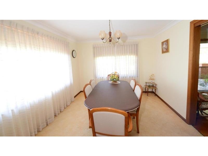 56 Daphne St, Forster NSW 2428