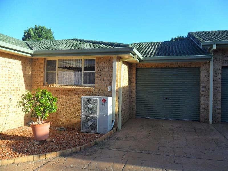 1/35  Pacific Pde, Tuncurry NSW 2428