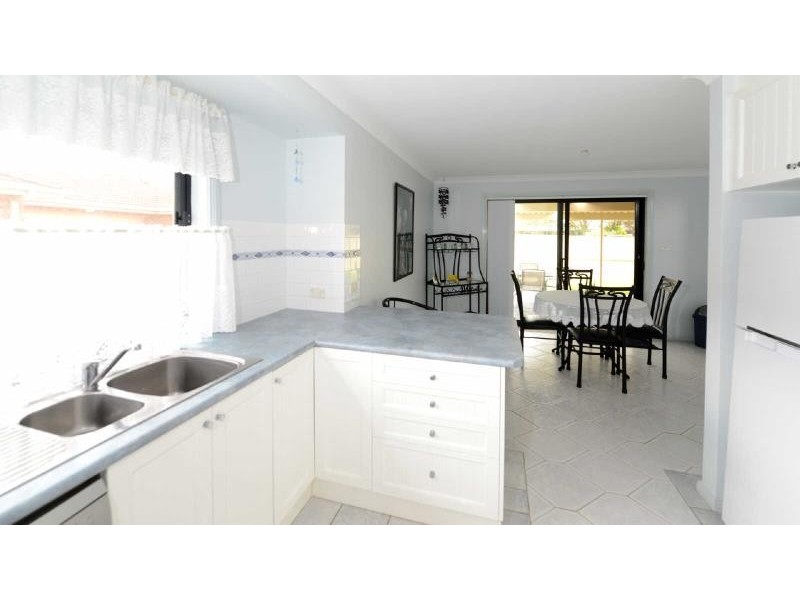 16 Robur Ct, Tuncurry NSW 2428