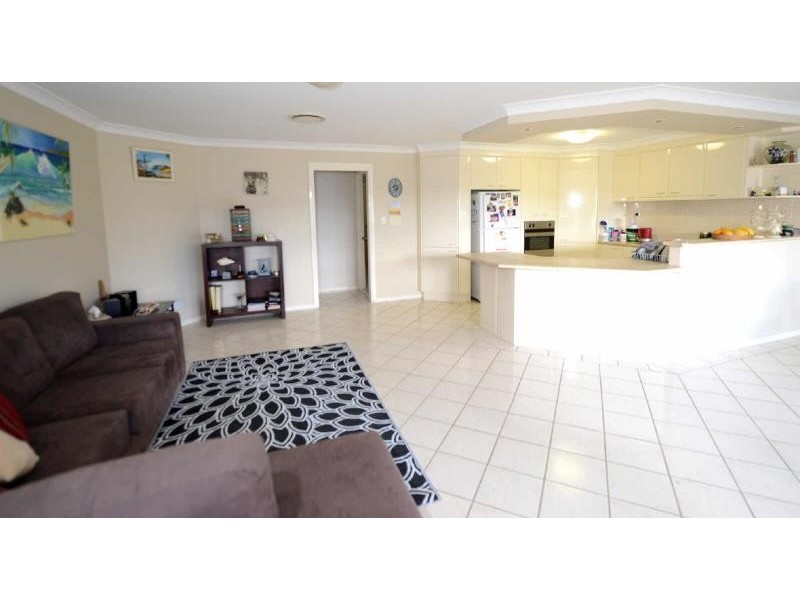16 Akala Ave, Forster NSW 2428