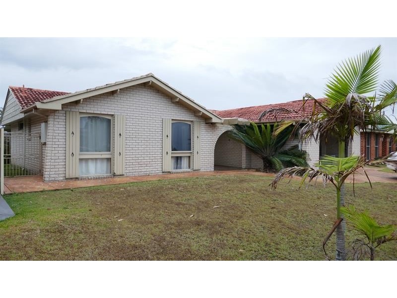7 Elouera Cres, Forster NSW 2428