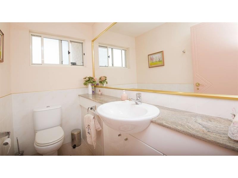 65 Green Point Dr, Green Point NSW 2428