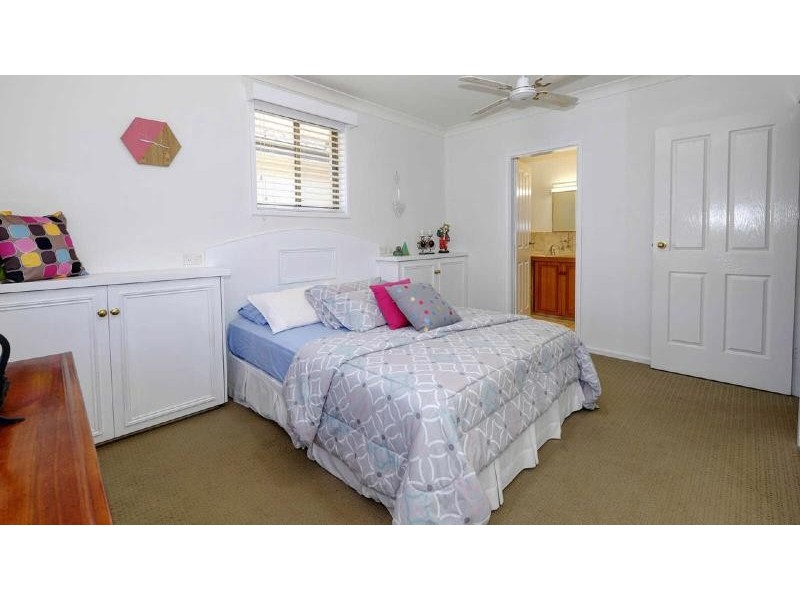 8 Roebuck Key, Forster NSW 2428