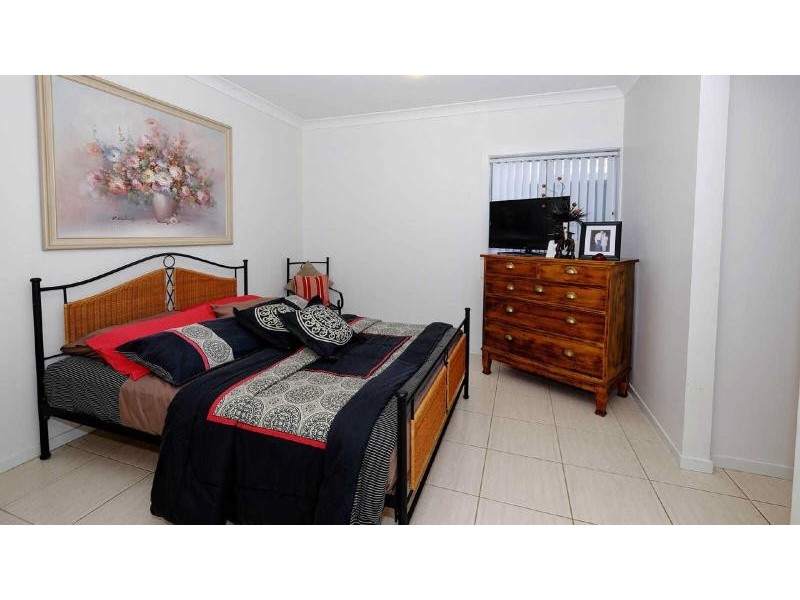 8 Roebuck Key, Forster NSW 2428