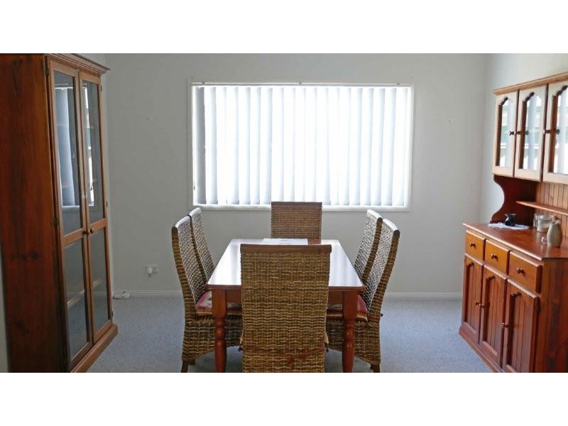 80  Bent St, Tuncurry NSW 2428