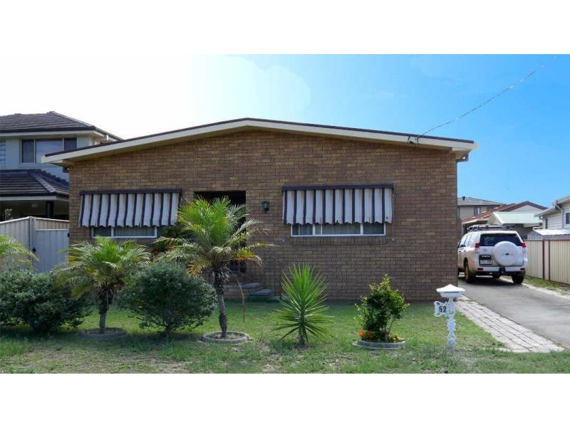 52  Wharf St, Tuncurry NSW 2428