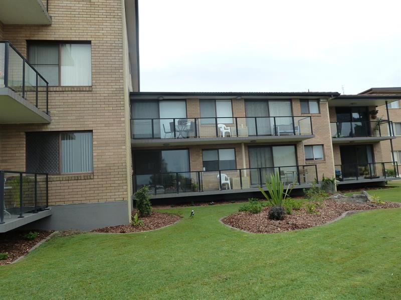 2/76 Little St, Forster NSW 2428