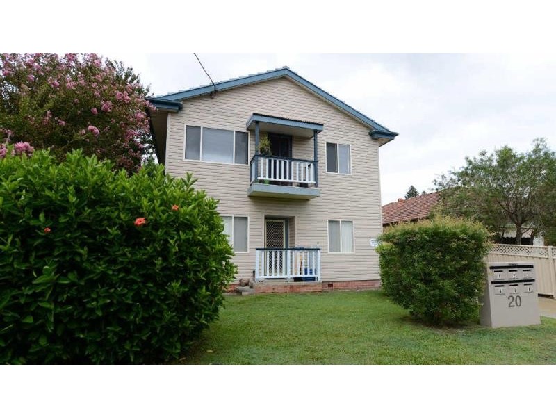 2/20  Helen St, Forster NSW 2428