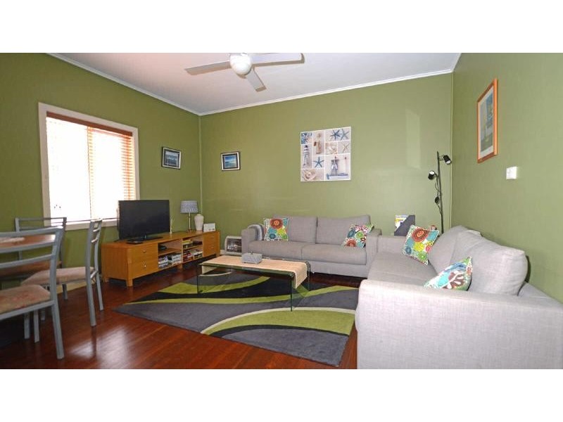 2/20  Helen St, Forster NSW 2428