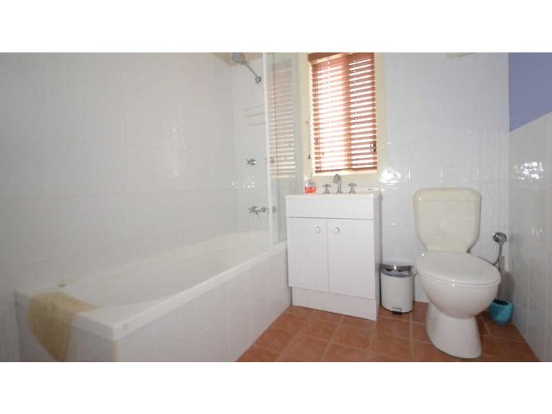 2/20  Helen St, Forster NSW 2428