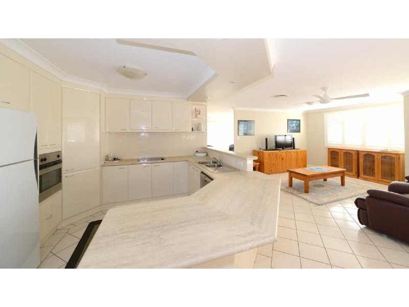 16  Akala Ave, Forster NSW 2428