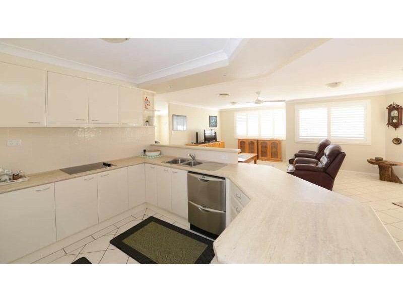 16  Akala Ave, Forster NSW 2428