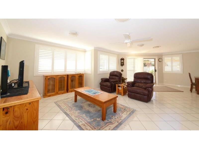 16  Akala Ave, Forster NSW 2428