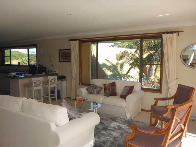 81  Lakeview Cres, Forster NSW 2428