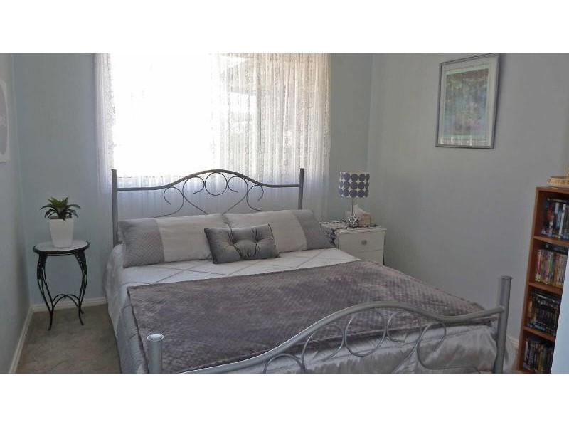 2/4  Inaja Pl, Forster NSW 2428