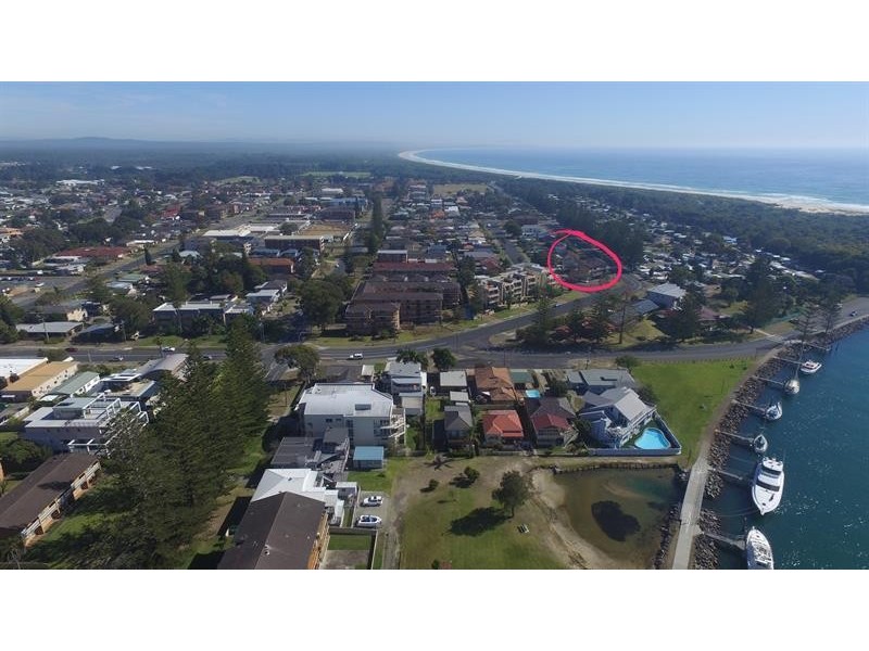 19 Beach St, Tuncurry NSW 2428