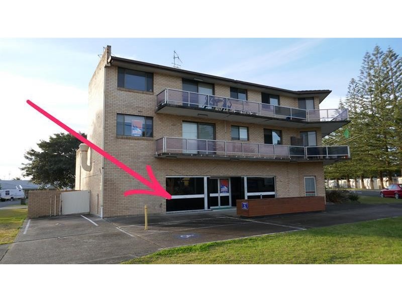 19 Beach St, Tuncurry NSW 2428