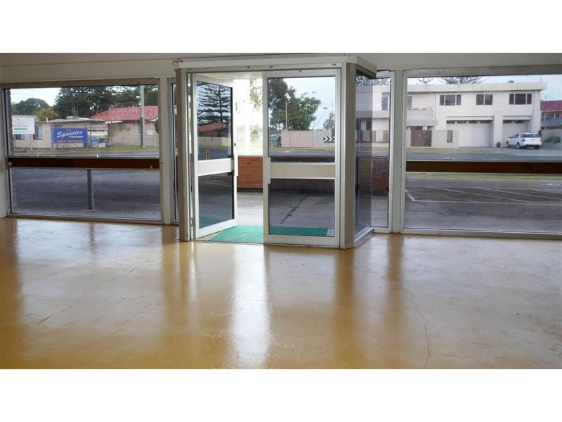 19 Beach St, Tuncurry NSW 2428