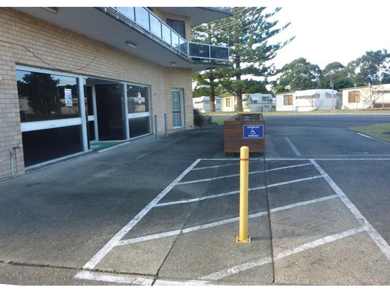 19 Beach St, Tuncurry NSW 2428