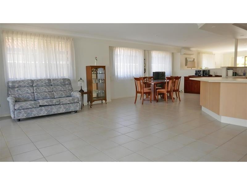 14 Nuwarra Cct, Forster NSW 2428
