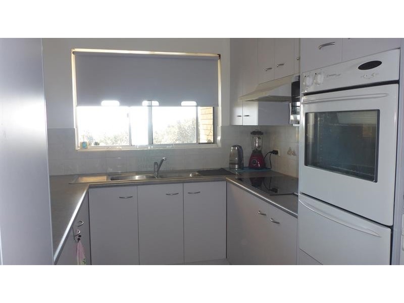 4/94  “Seaspray” Head St, Forster NSW 2428