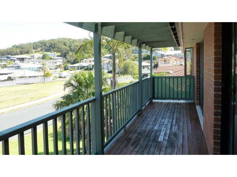 35  Pioneer Dr, Forster NSW 2428