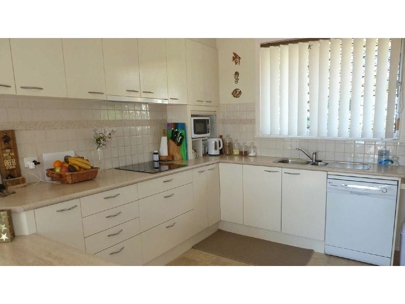 36  Divide St, Forster NSW 2428