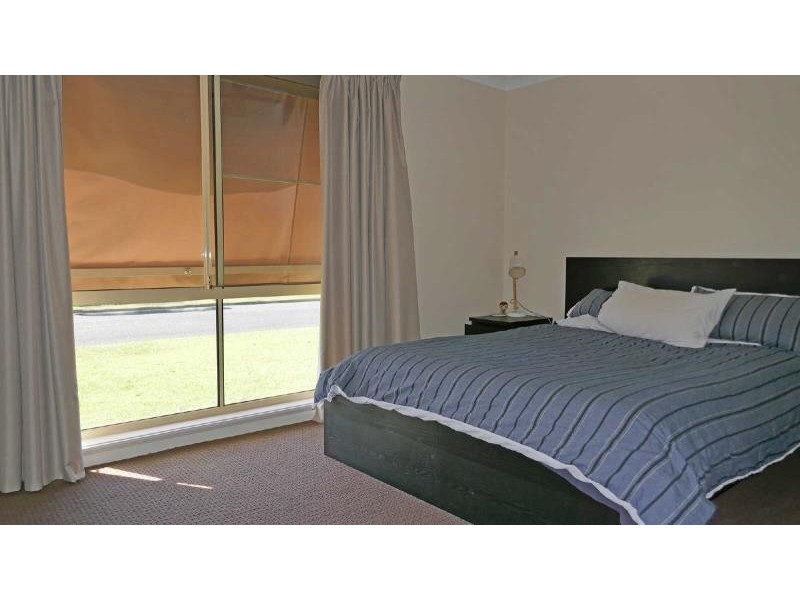 1/10  Oasis Pde, Tuncurry NSW 2428