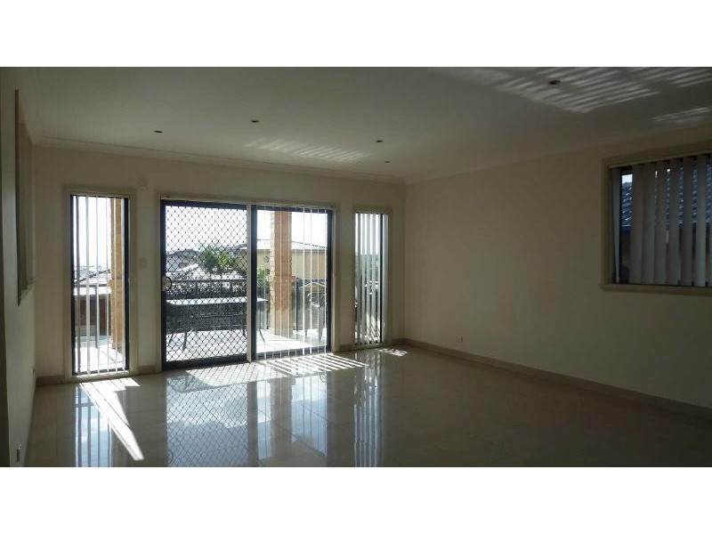 2/27  Sapphire Pde, Diamond Beach NSW 2430