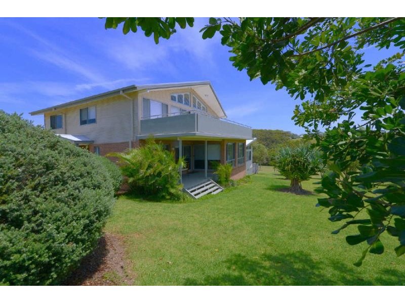16  Torquay Cct, Red Head NSW 2430