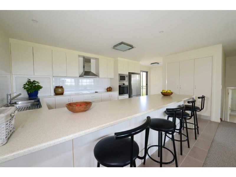 16  Torquay Cct, Red Head NSW 2430