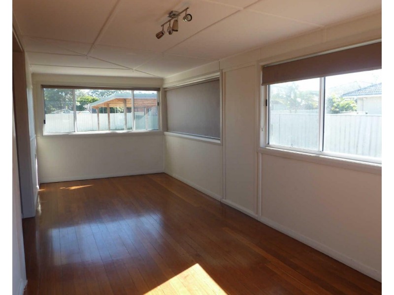 23 The Lakes Way, Forster NSW 2428