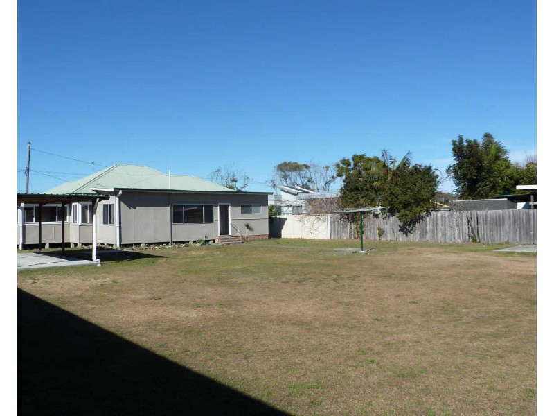 23 The Lakes Way, Forster NSW 2428