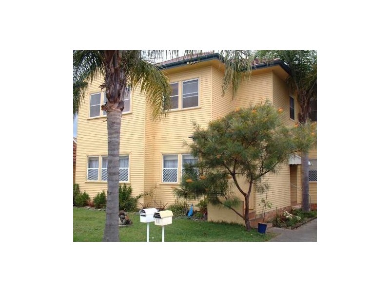 2/24 Robert St, Forster NSW 2428