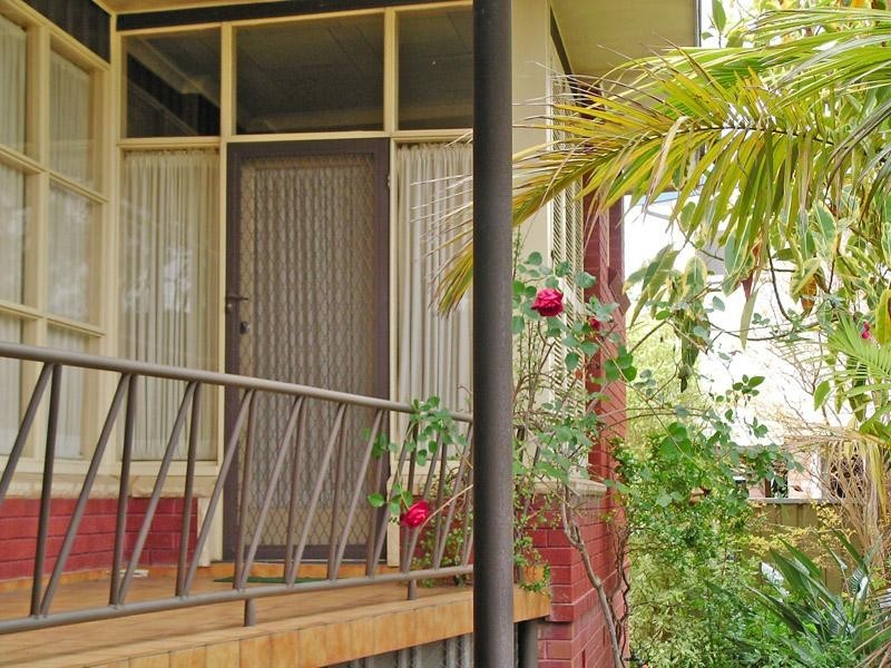2/91 E K Ave, Charlestown NSW 2290