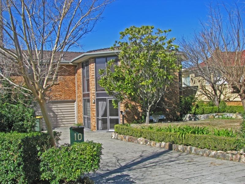 10 Moore  St, Toronto NSW 2283