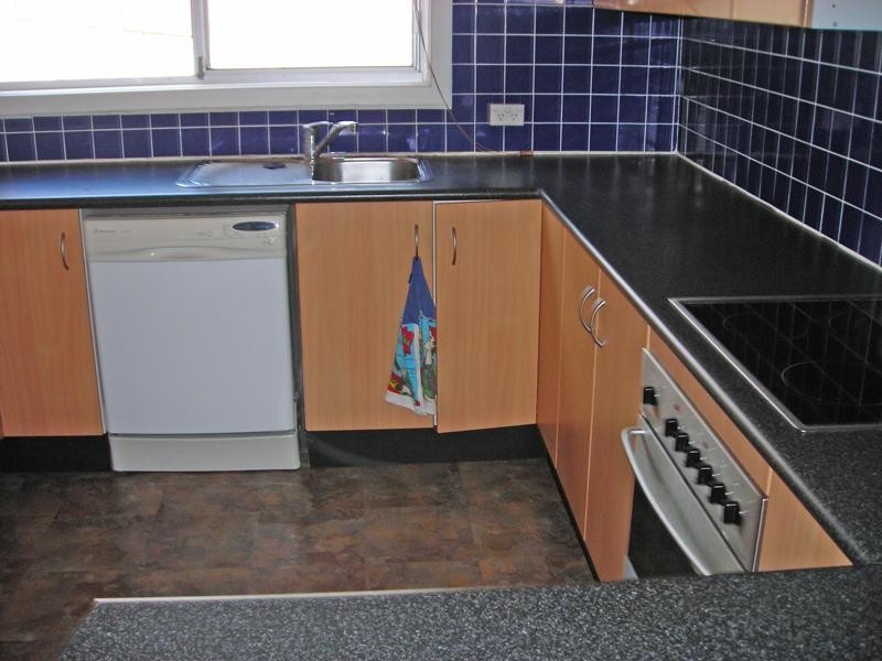 15 Raymond  St, Speers Point NSW 2284