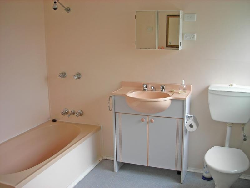 2/123  Marmong  St, Marmong Point NSW 2284