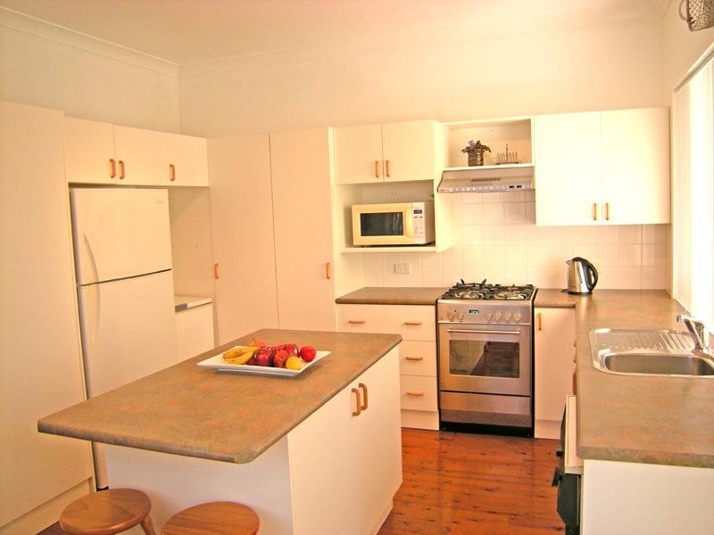 2 George  St, Highfields NSW 2289