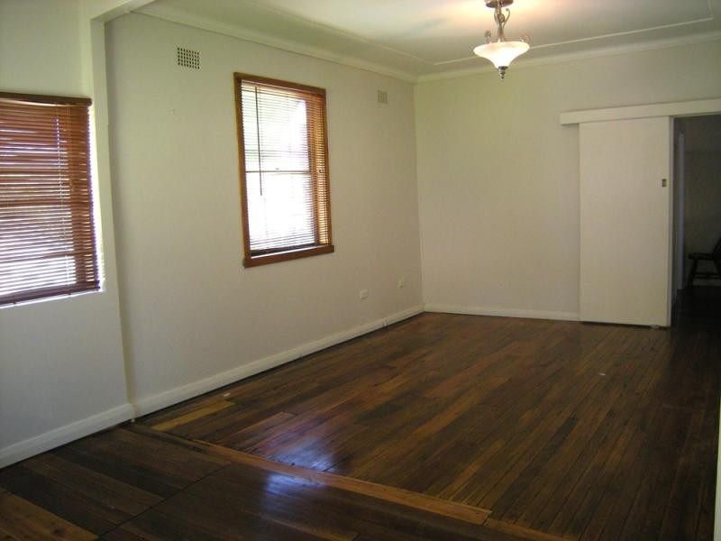 9 George St, Highfields NSW 2289