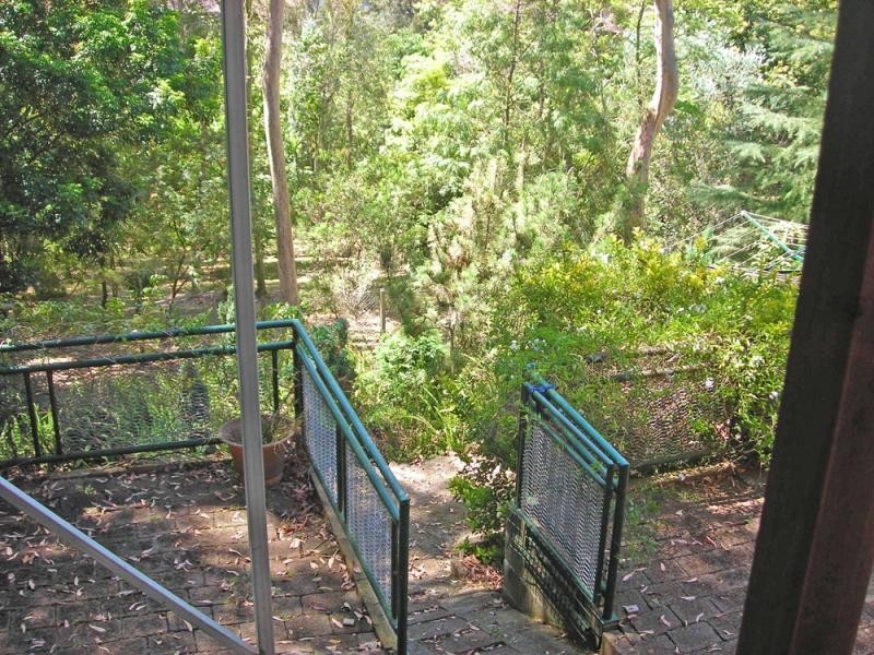15 Johnson  St, Kotara NSW 2289