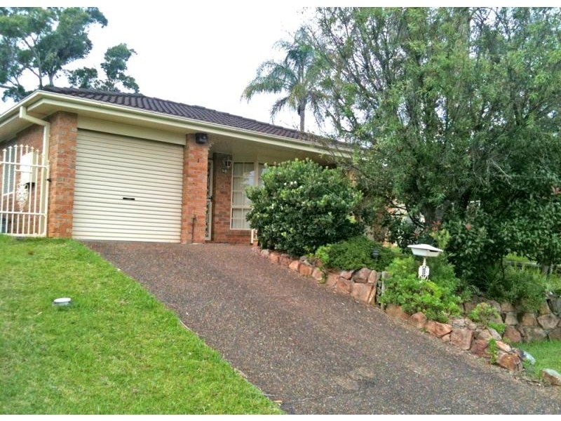 1/11 Jergi Cl, Charlestown NSW 2290